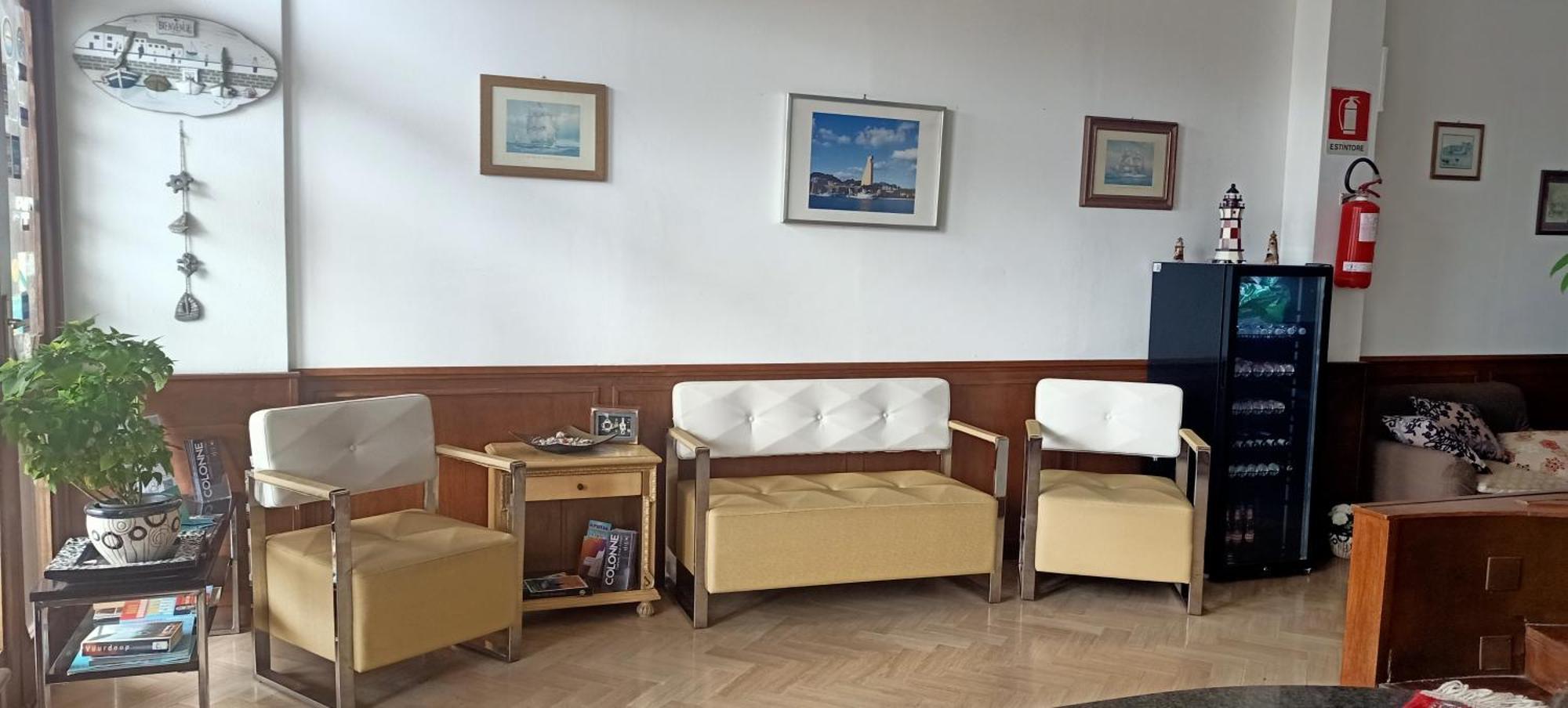 Hotel L'Approdo Brindisi Ngoại thất bức ảnh